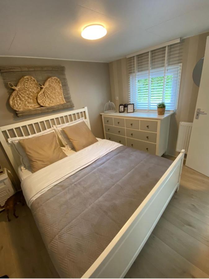 Luxe Chalet Met Prachtig Terras Op De Veluwe , Veel Privacy ホンデルロー エクステリア 写真